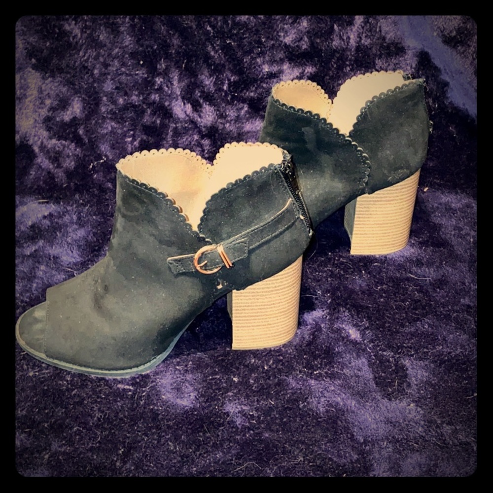 Cute open toe heels for spring
